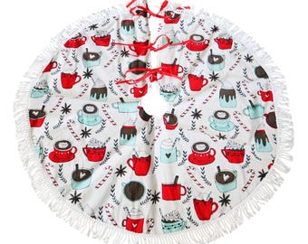 Gonna per albero di Natale con cioccolata calda, decorazioni per albero di Natale