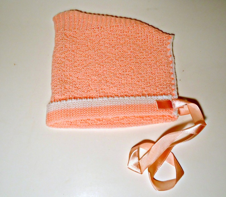 Vintage Pink Baby Knitted Sweater Booties and Cap Infant Sweater 1970/'s Mint in the Box