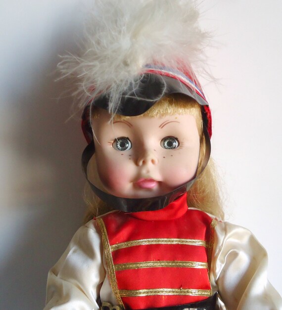 susie sunshine doll