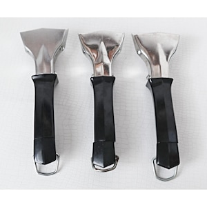 3 Corning Ware Detachable Handle Twist Lock On Corningware Casserole Pan Holder Black Plastic & Stainless Steel Modern Mid Century