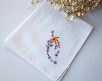 Handkerchief Hanky Hankie Vintage Hankys Hankies Antique Handkerchief Hankerchief White with Floral Embroidery