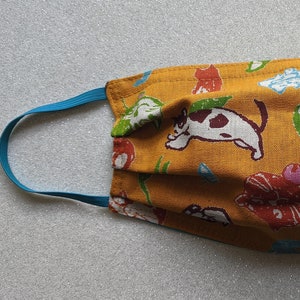 Cat drawing print 100% cotton pleated mask, removable nose wire, elastic straps