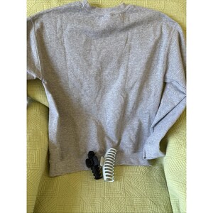 Disney Little Mermaid Ariel "Messy Hair …" Sweatshirt Med W/ 2 Messy Bun Clips image 7