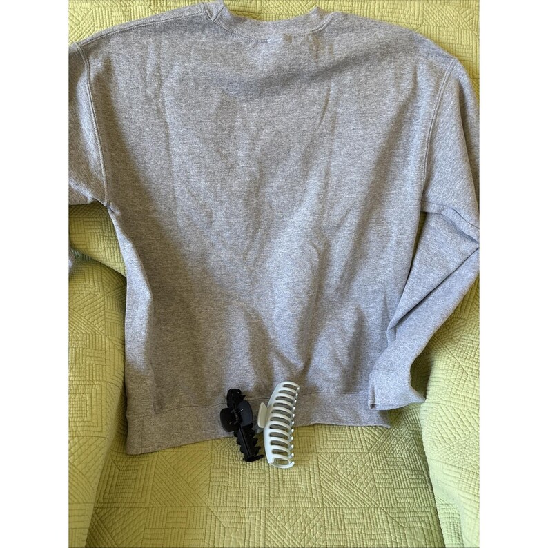 Disney Little Mermaid Ariel "Messy Hair …" Sweatshirt Med W/ 2 Messy Bun Clips image 7