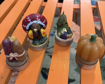 Vintage lot of 4 small Thanksgiving candles new