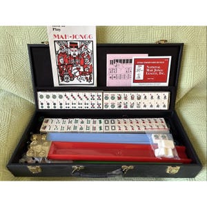 GRA MAHJONG 4 półki z pleksiglasu 160 białych (kolorowych) płytek 6 etui na jokery NOWOŚĆ zdjęcie 1