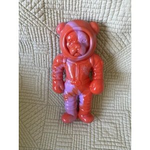 HappyStaffCo Bulldog Astronaut Vinyl Figure Orange/Pink Marble Designer Sofubi