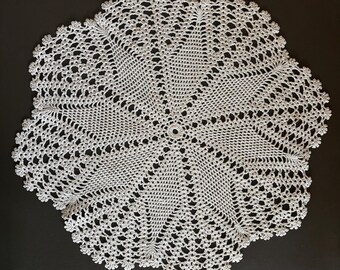Vintage Crochet Doily 16” Round – Handmade Lace Table Topper – Cream Cotton Pinwheel Pattern