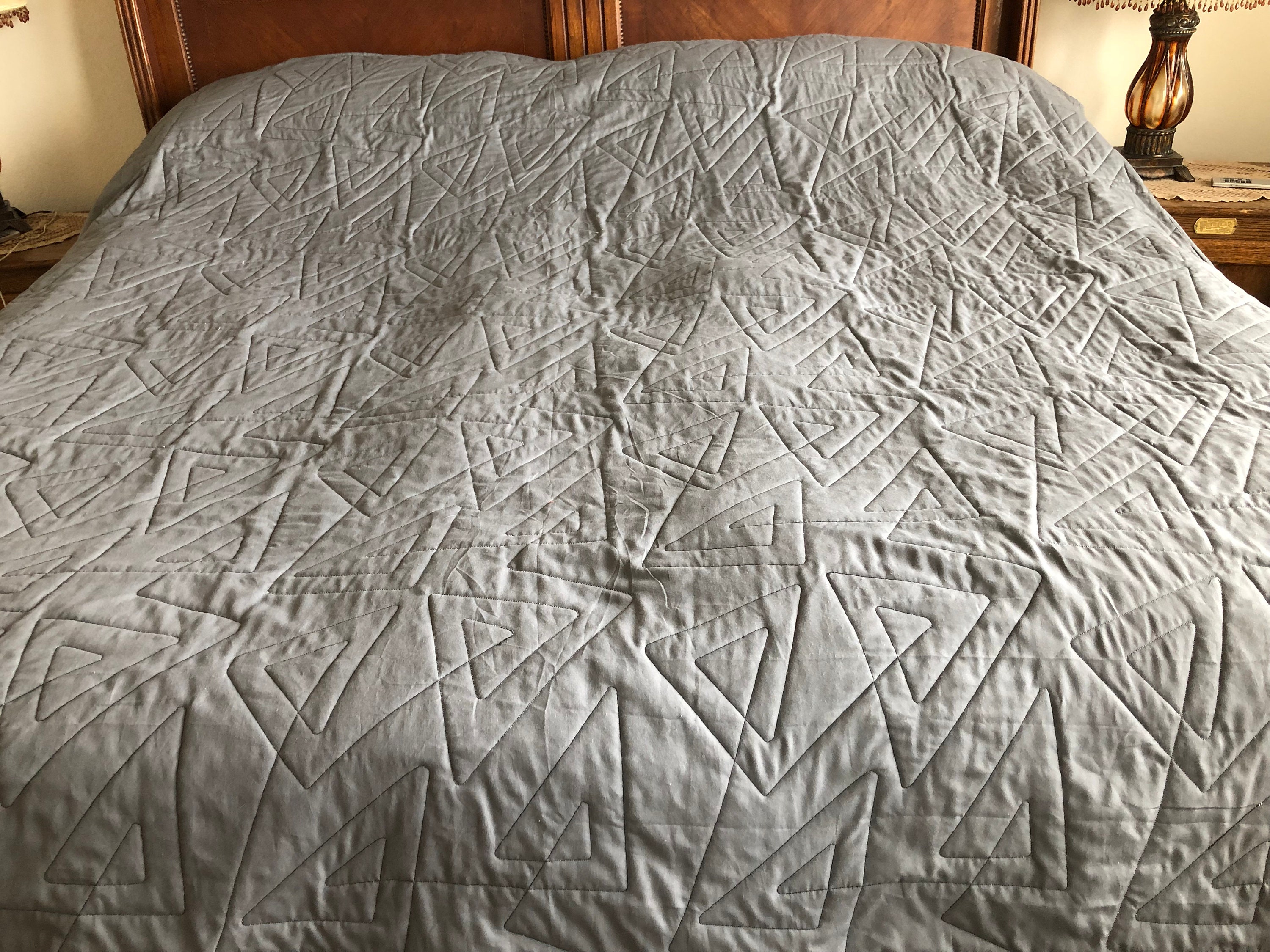 A Bit of Camouflage Queen Pieced Quilt - Etsy