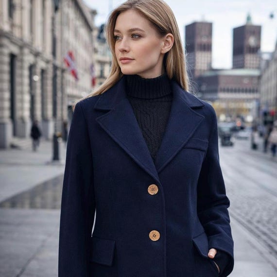 Women's handmade wool coat • Single-breasted navy • Coconut buttons • Viscose lining • Elegant