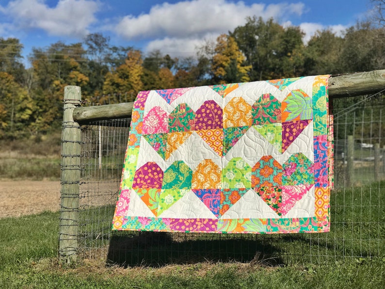 Heartstring Quilt Pattern String of Hearts -- PDF Quilt Pattern - Etsy