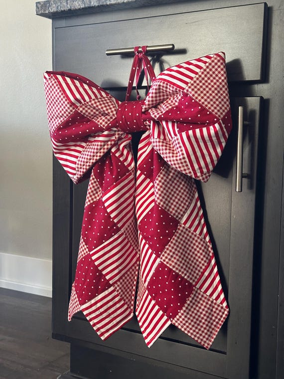 Large Patchwork Bow Pattern PDF, Sewing Pattern Large Bow step by steps. Size 16x20 inches