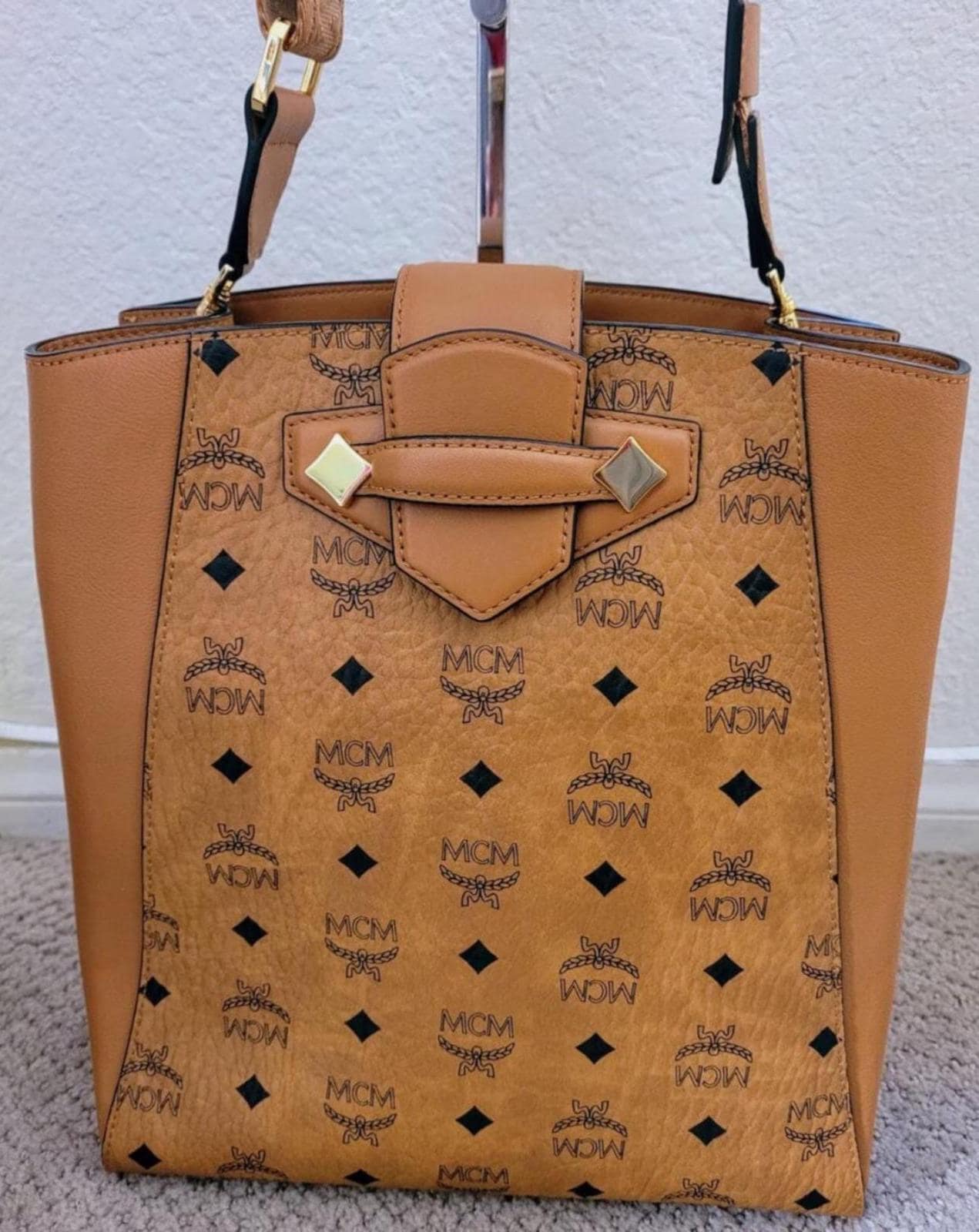 Mcm shoulder bag