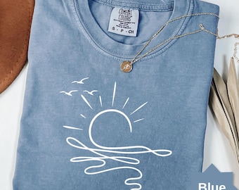 Comfort Colors Sun Ocean Shirt - Linear Graphic Boho Summer T Shirt - Trendy Beach Tee - Cute Minimalist Summer Tee
