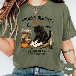 Comfort Colors® Kitty Biscuits Shirt Spooky Season Tee Black Cat Halloween Fall TShirt Vintage Baking Pumpkin T-Shirt Cat Lover Fall Gift image 3
