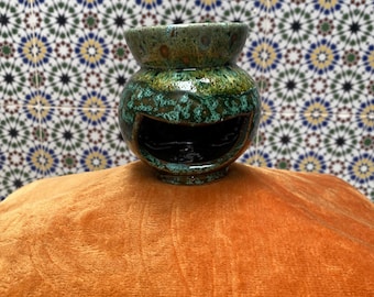 Quemador de aceite de cerámica verde bosque marroquí hecho a mano – Portavelas de cera fundida – Decoración de spa botánico