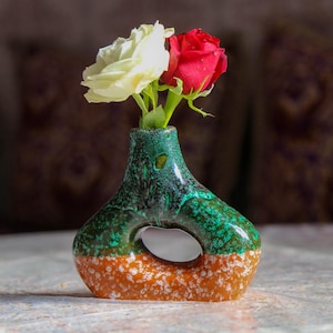 Średniej wielkości marokański wazon ceramiczny, ręcznie robiony – Rzeźbiarska ceramika rzemieślnicza – Nowoczesny prezent do domu w stylu boho