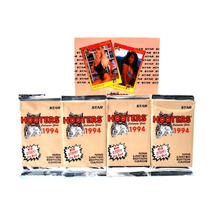 4 Packungen Hooters Kalender Girls Sammelkarten aus dem Jahr 1994