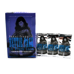 3 paquetes de tarjetas coleccionables de Bettie Page In Black Lace de Bunny Yeager de 21st Century Archives 1995