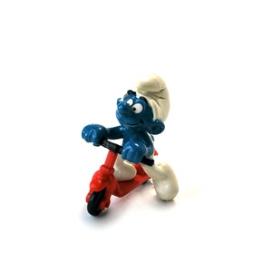 Smurfs 40230 Scooter Smurf Vintage PVC Figure Peyo
