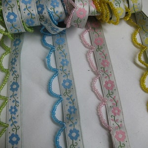 2 yard Ribbon with Flowers and Beads in PINK image 4