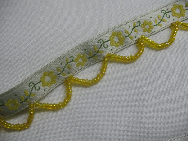 2 yard Ribbon with Flowers and Beads in PINK image 5