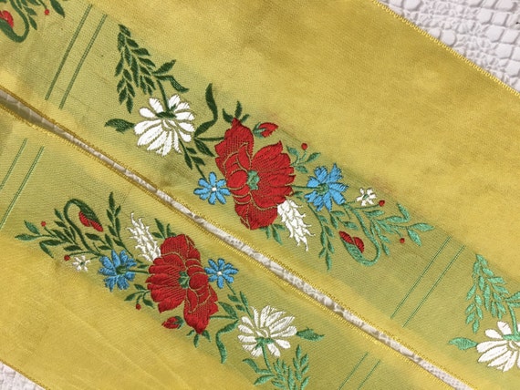 VINTAGE SILK EMBROIDERED Ribbon . - image 3