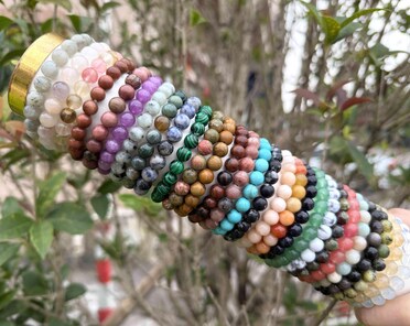 Bracciale con perle colorate | Val Jewelry & Accessories