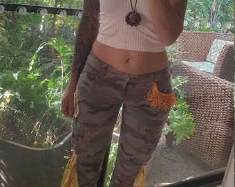 sUpeR FUnKeD uP camo pants