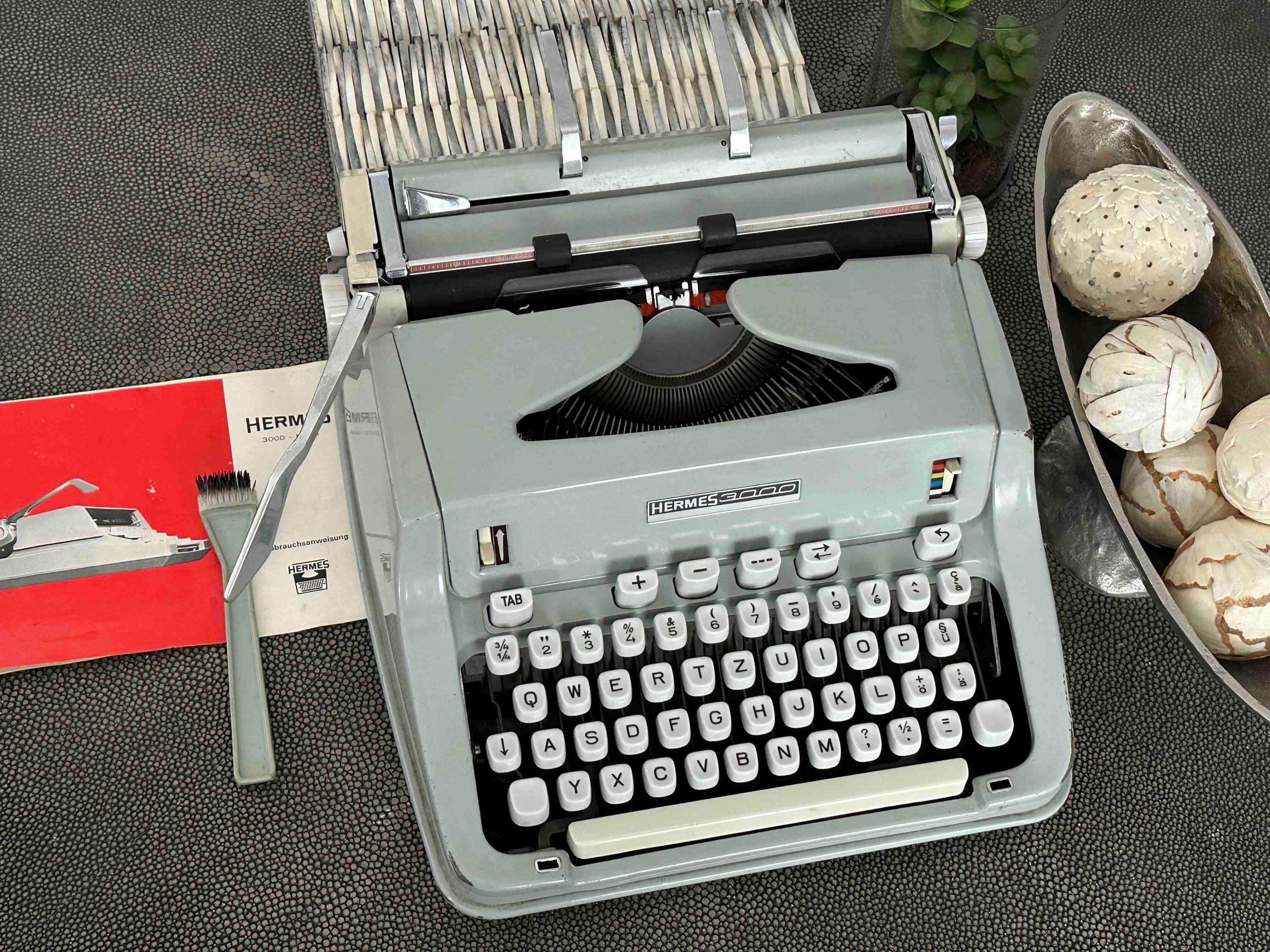 Hermes 3000 typewriter - Etsy 日本