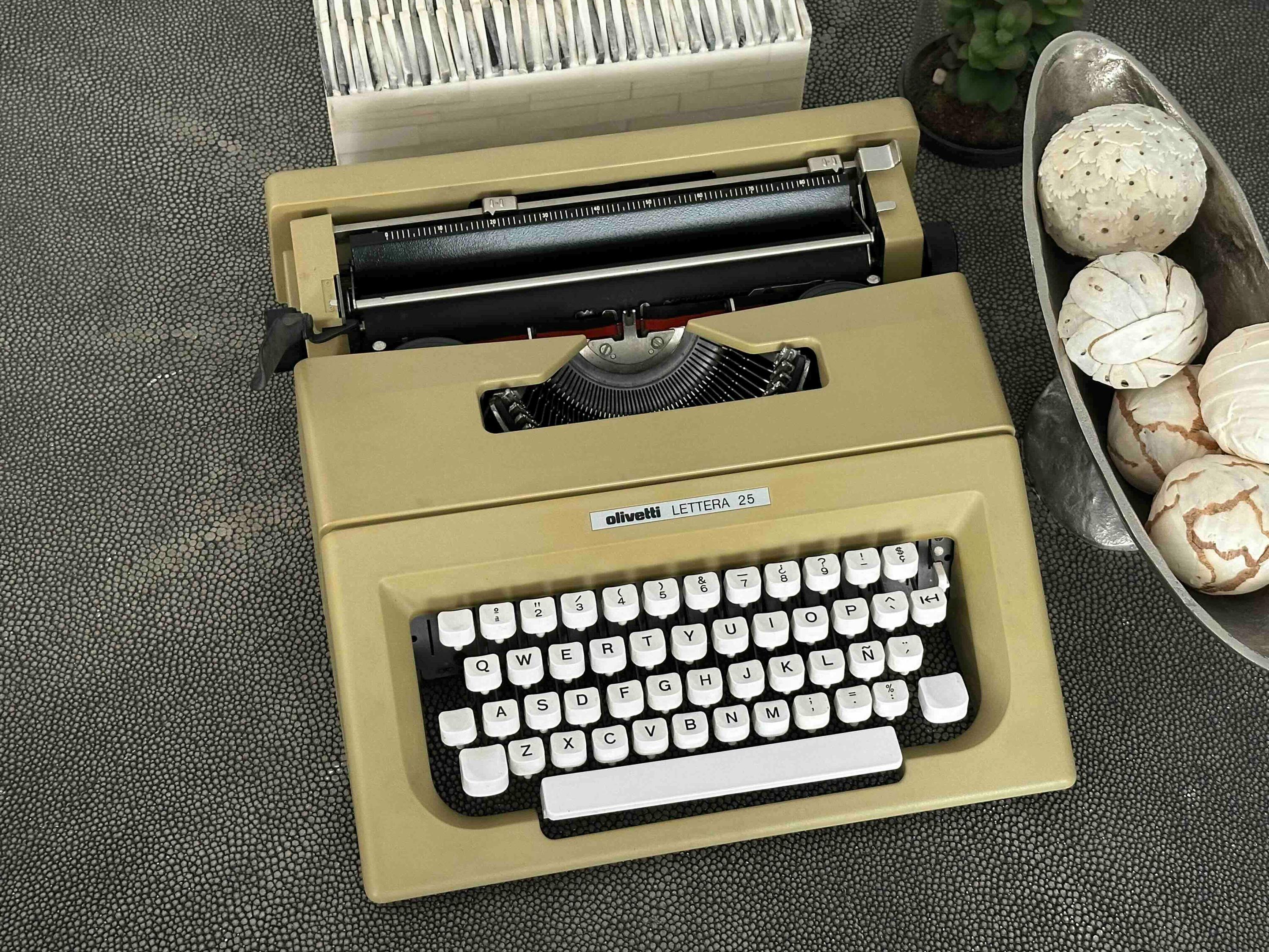 Olivetti lettera 25 - Etsy 日本