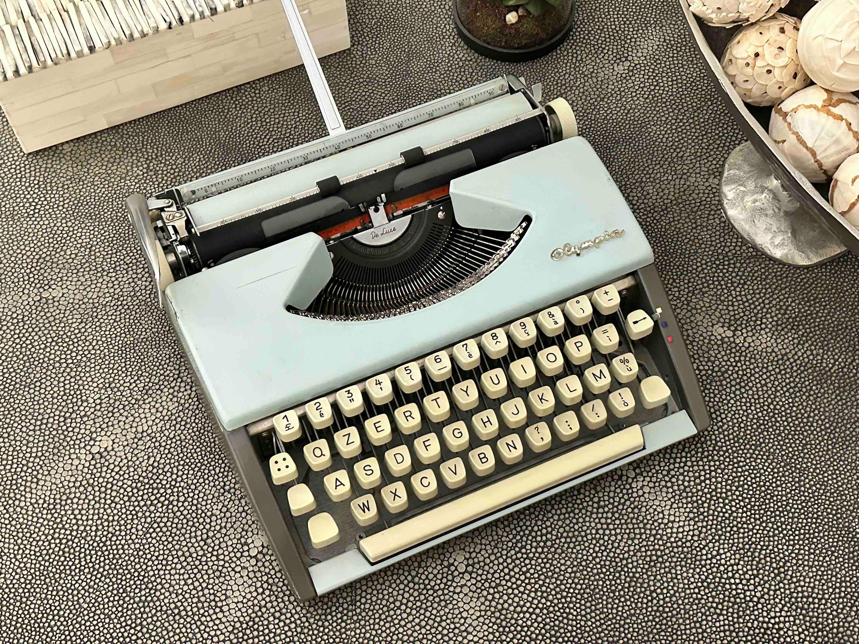 Rare olympia typewriter - Etsy 日本