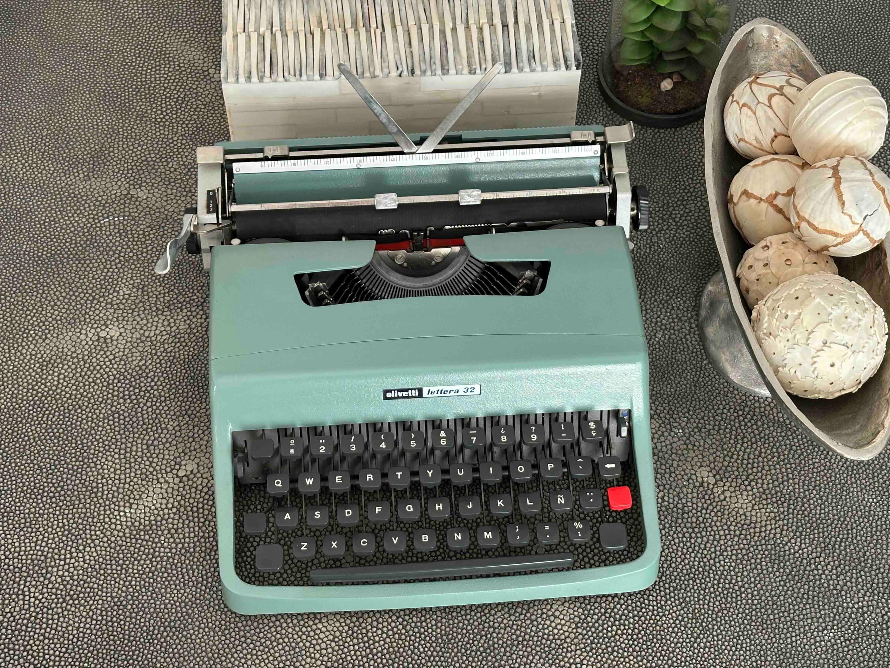 Rare Olivetti Typewriter - Etsy