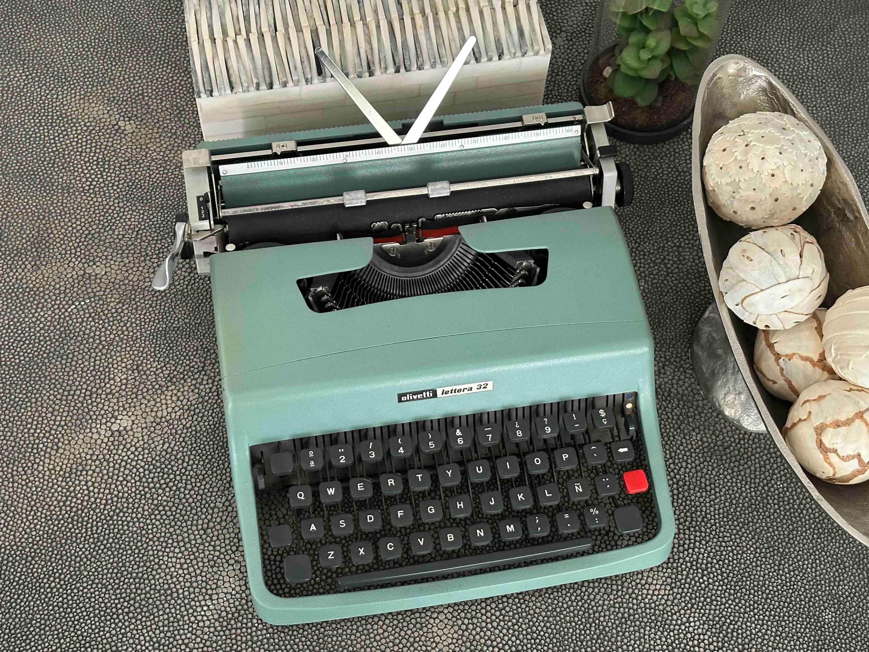 Olivetti lettera 32 - Etsy 日本