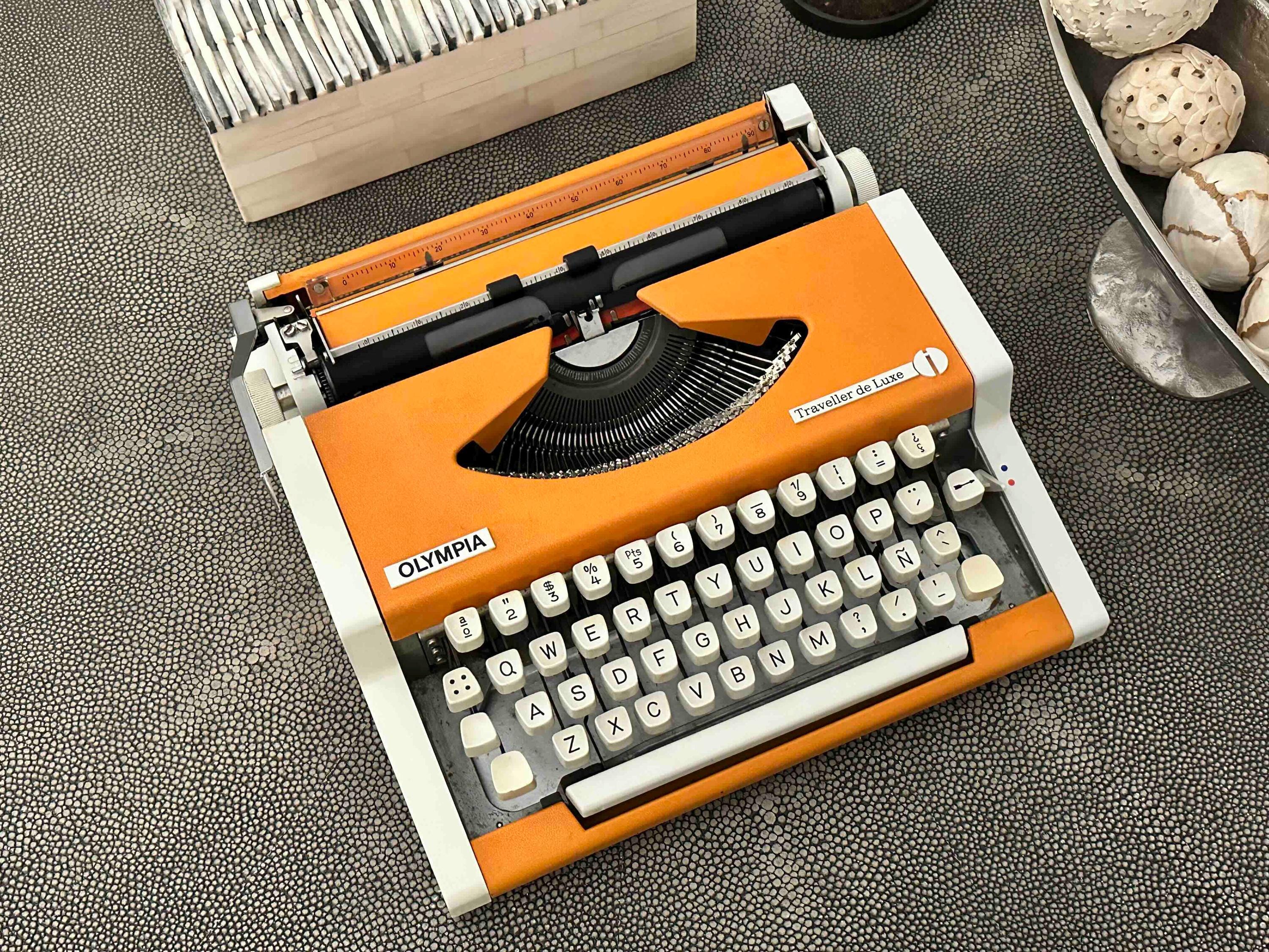 タイプライター オリンピア - Etsy 日本