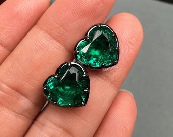 Heart Cut Emerald Green Stud Earrings | Dainty Gift for Her | Classic Sparkle Earrings | Everyday Wear Jewelry | Valentine Heart Earrings