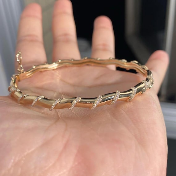 Elegant 925 Silver Gold Bracelet With Round Cut Moissanite  display picture 1