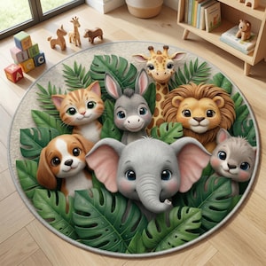 Può includere: Un set di tre tazze in ceramica con finitura opaca e macchiettata. Le tazze sono nei toni crema, grigio chiaro e grigio scuro. Ogni tazza ha un design semplice e minimalista, ideale per caffè o tè.