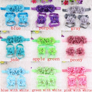 Set mit 8 Baby Stirnband und Sandale Set - Barfuß Sandalen - Footies - Säugling Blumen Sandalen - Blumen Sandalen - Baby Schuhe - 18 Farben zur Auswahl