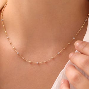 Kugelkette aus 14-karätigem Massivgold, dreifarbige Satellitenkette
