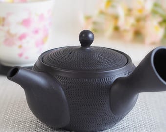 常滑焼 黒泥急須 朱泥湯呑み セット 茶器 骨董 アンティーク ヴィンテージ常滑焼茶器セット：朱泥赤土急須、湯呑 - Etsy 日本