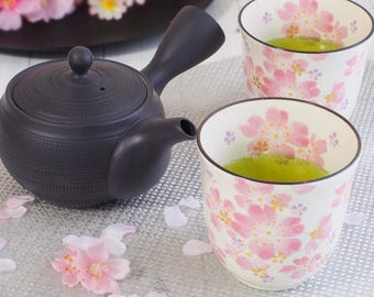 Beginner Japanese Tea Set Black Tokoname Kyusu Teapot "To-sei" 300ml & Sakura 2 Yunomi Cups Cherry Blossom Gift Set Authentic Made in Japan
