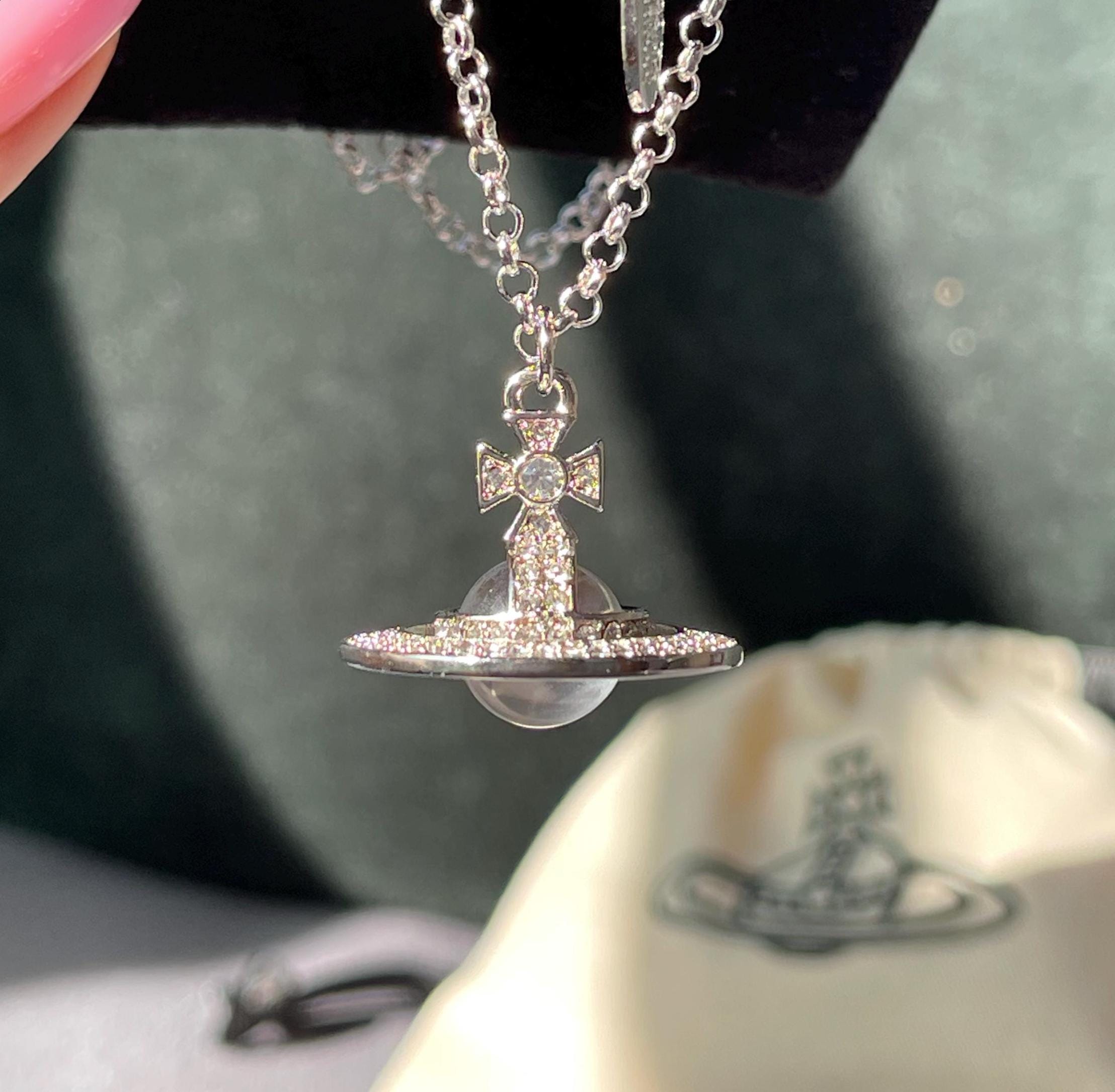 アクセサリー vintage Vivienne Westwood necklace Vintage Vivienne Westwood Necklace - Etsy New Zealand