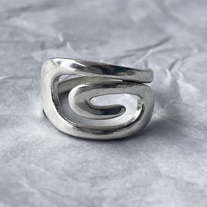 Pierścionek spiralny ze srebra próby 925, solidny, delikatny i cienki pierścionek, prezent dla niej