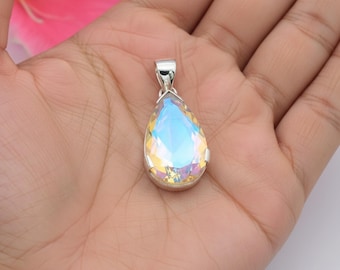 Ciondolo in argento sterling con quarzo Angel Aura: goccia iridescente