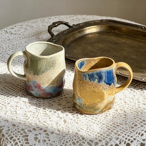 Tasse à café en céramique faite main, tasse en poterie irrégulière unique, tasse à thé émaillée artisanale, tasse en grès rustique de 380 ml, cadeau de pendaison de crémaillère pour lui.