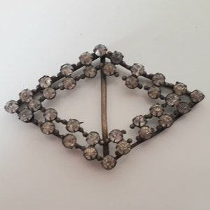 Antieke vintage Victoriaanse Edwardiaanse diamantvormige goudton messing en heldere strass riem gesp