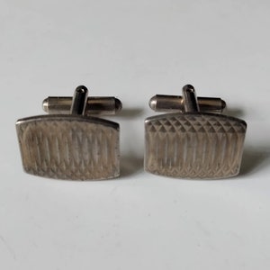 Vintage 1970s gold plated engine turned geometric design cufflinks