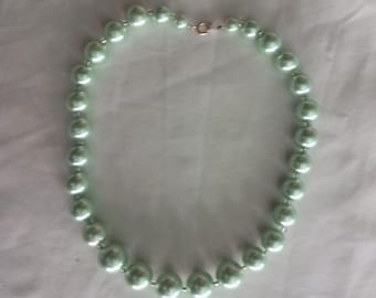 collier vintage en perles de verre bleues graduées des années 1960