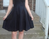 Winter Sale Custom Made vintage DEBBIE REYNOLDS Hounds-tooth Vintage dress. Black Taffeta. Shoulder-less. Strapless. One of a kind.